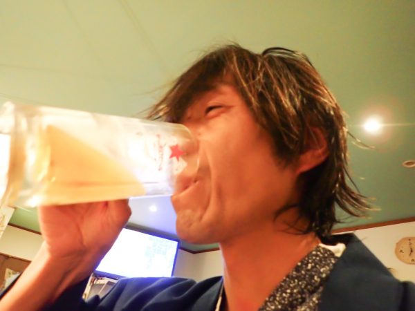インストラクター392の飲みっぷり
