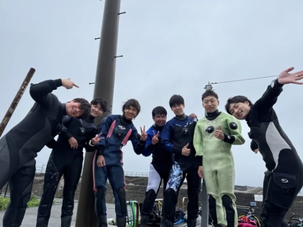 ブランクダイバーも参加している講習の集合写真